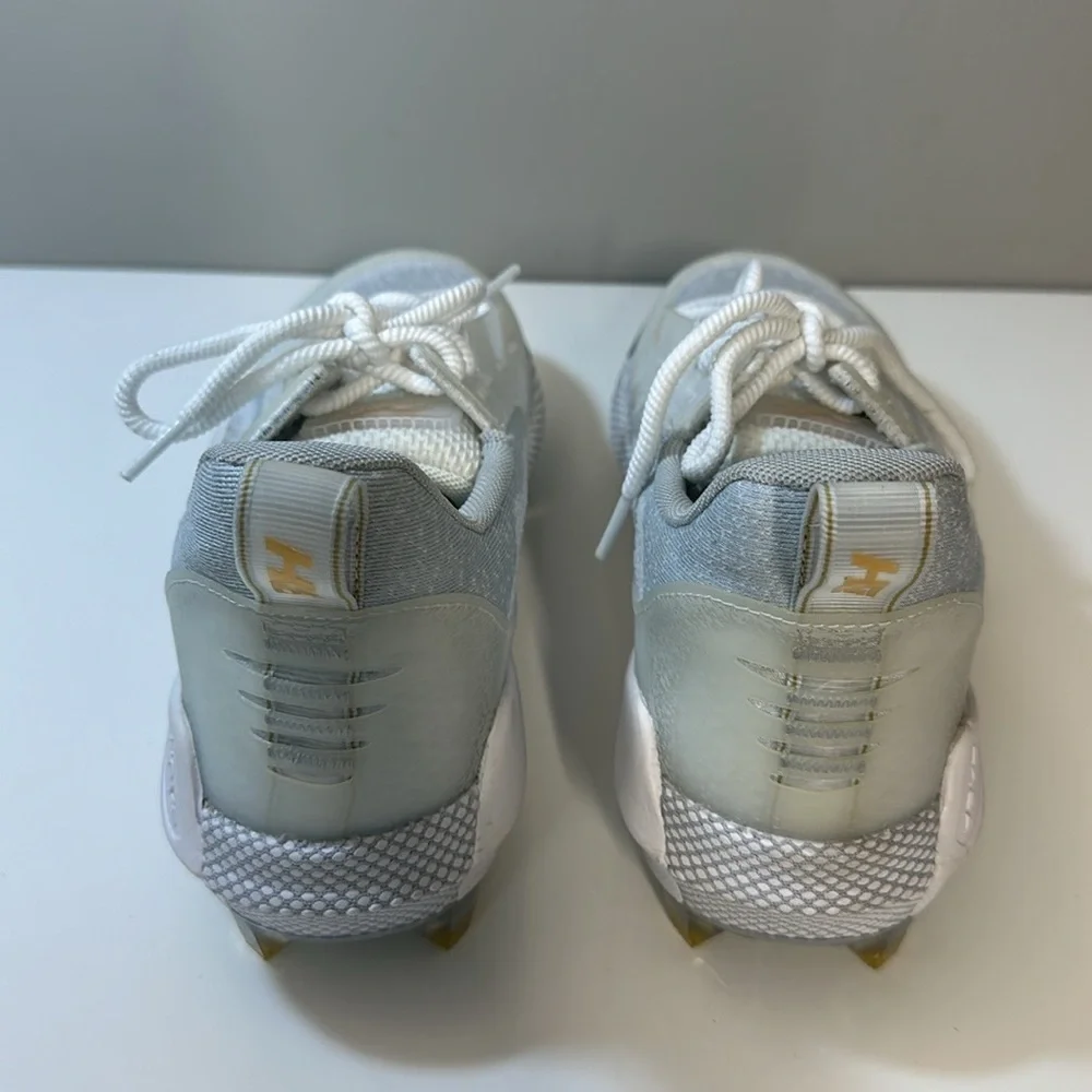 Under Armour Bryce Harper 6 Baseball Cleats Size 8